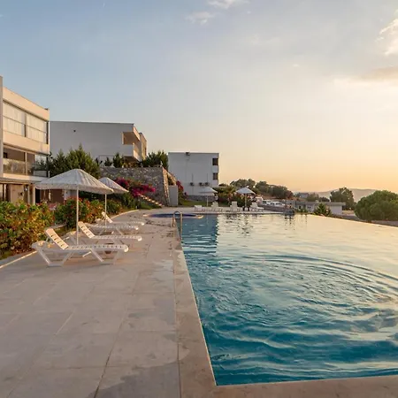 公寓 Vacation Flat W Pool Garden In Bodrum